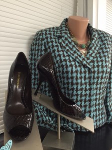One of the many stylish, work appropriate outfits available to Wings for Success clients.